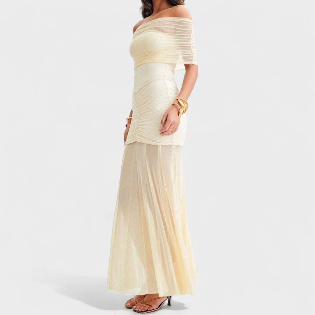 Vitoria - Ilga megztinė su atvirais pečiais