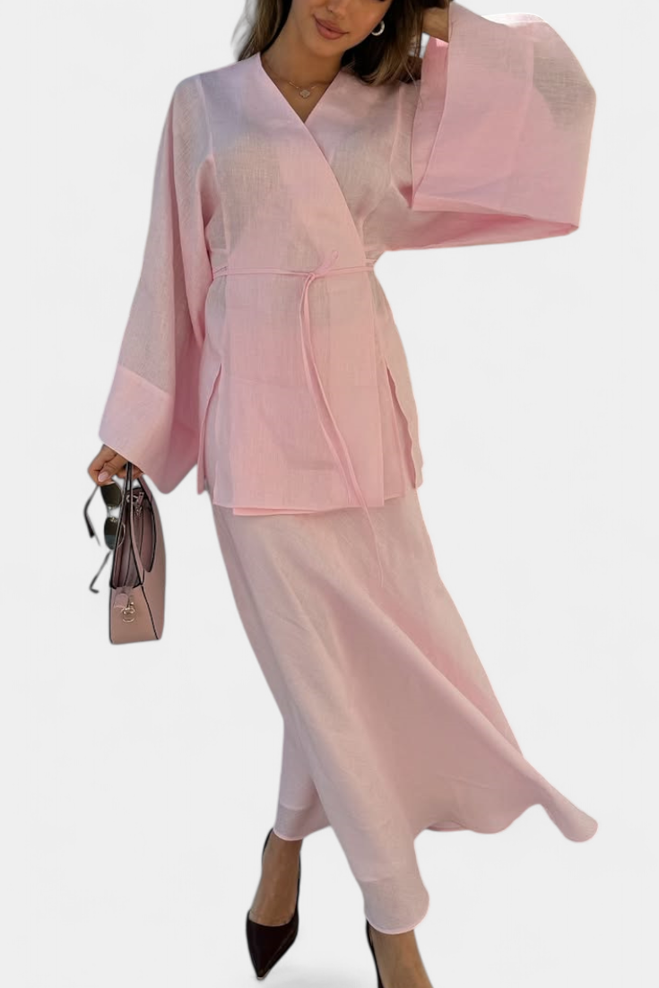 Zelda Marškinėlių Komplektas su V formos Iškirpte ir Sijonu su Atvartu