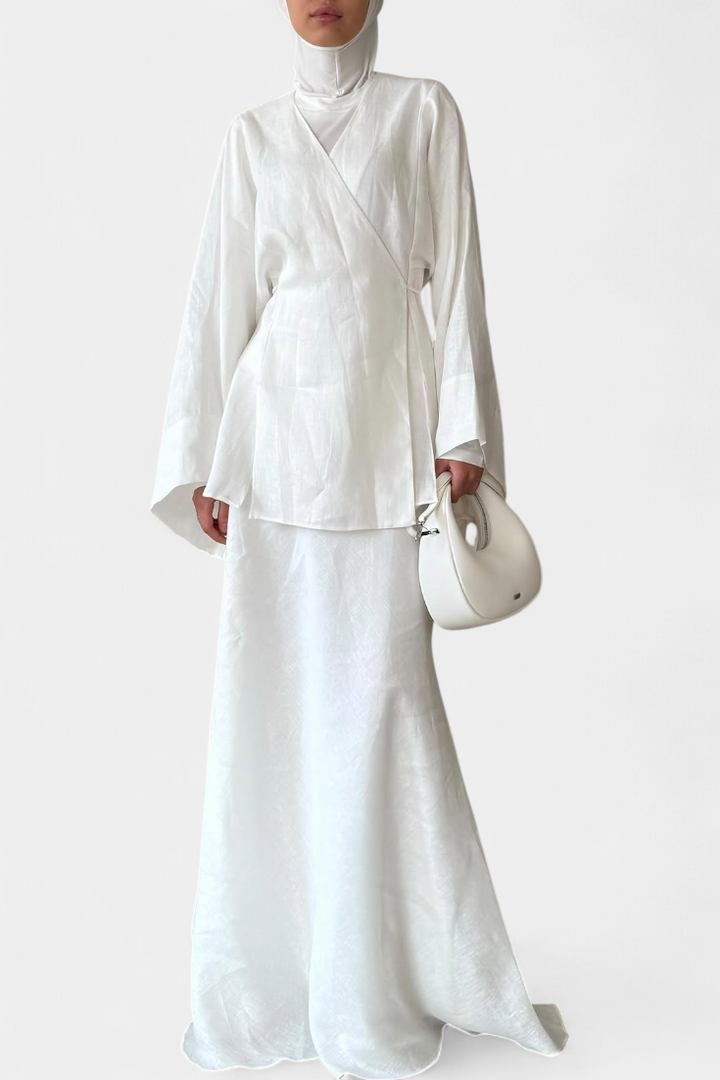 Zelda Marškinėlių Komplektas su V formos Iškirpte ir Sijonu su Atvartu