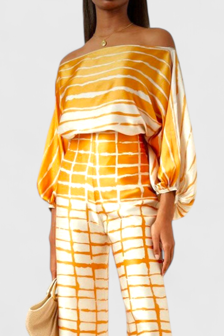 Sybella Dviejų Dalių Komplektas su Atvirais Pečiais ir Plačiomis Kelnėmis