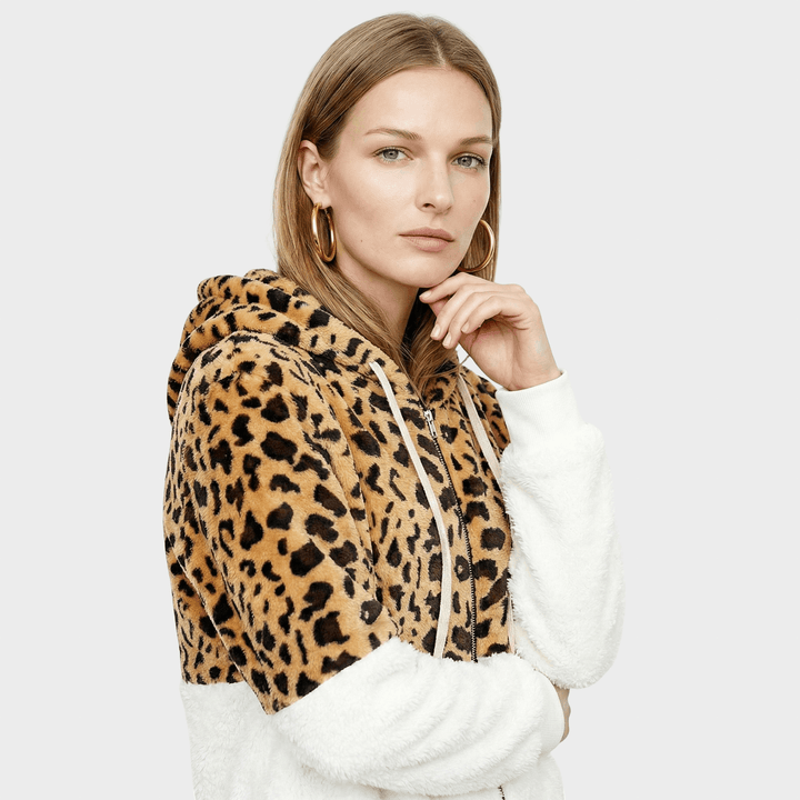 Lea - Fleece džemperis su gobtuvu leopardų raštu