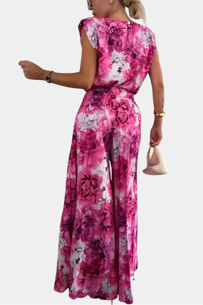 Liora Dviejų Dalių Komplektas su Struktūrizuotu Topu ir Plisuotomis Kelnėmis