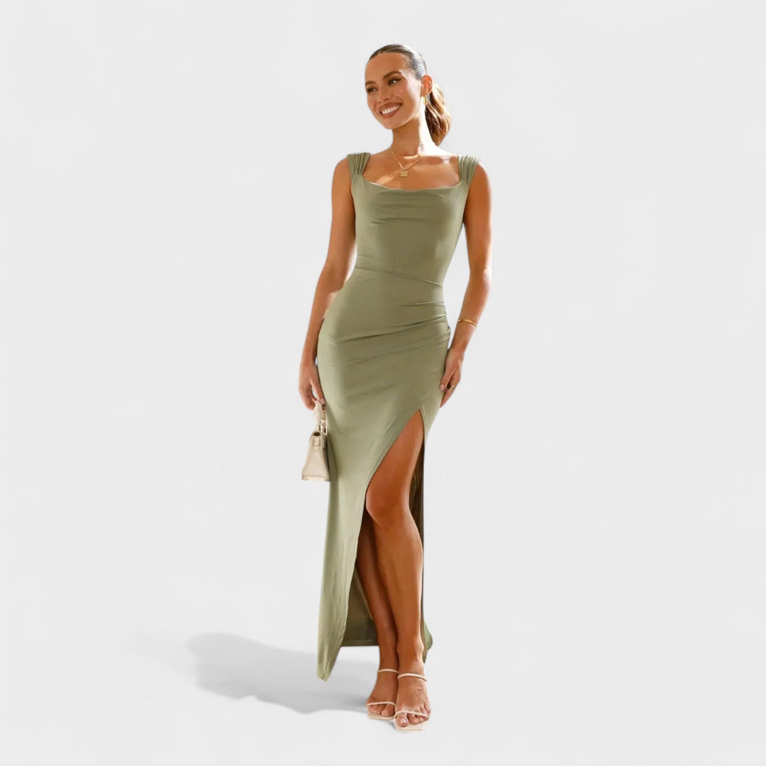 Sarella - Ilga suknelė su atvirais nugaros ir kaspinu