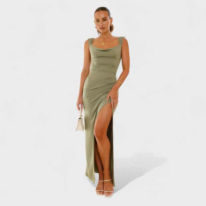 Sarella - Ilga suknelė su atvirais nugaros ir kaspinu