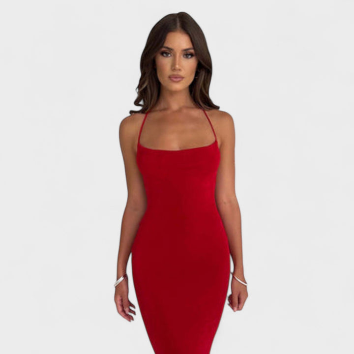 Luna - Suknelė, švenčianti jūsų formas