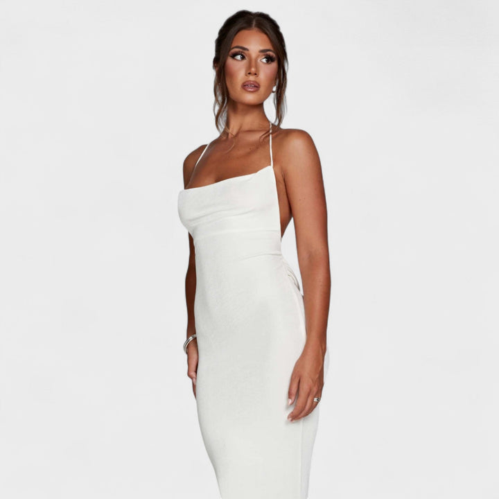 Luna - Suknelė, švenčianti jūsų formas