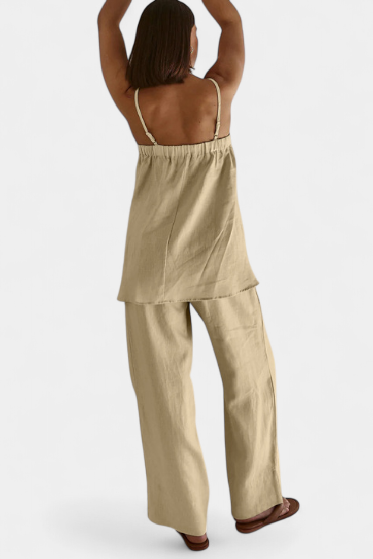 Lía Vasarinis Komplektas su Plačiu Topu ir Plazdančiomis Kelnėmis