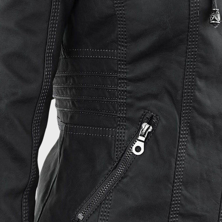 Ūla | Vandeniui atspari moteriška striukė su gobtuvu 