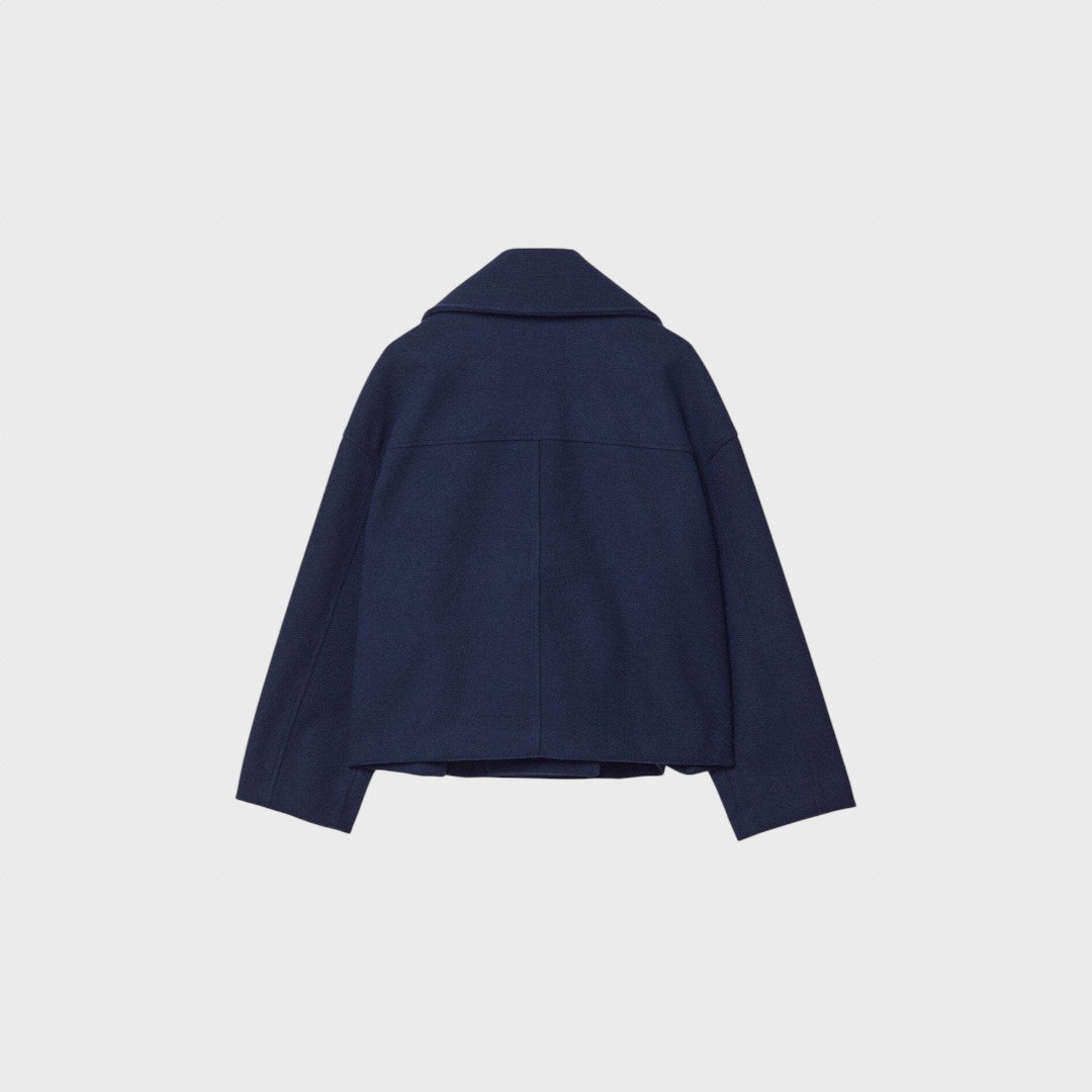 Goda | Trumpa dvieilė stilinga striukė